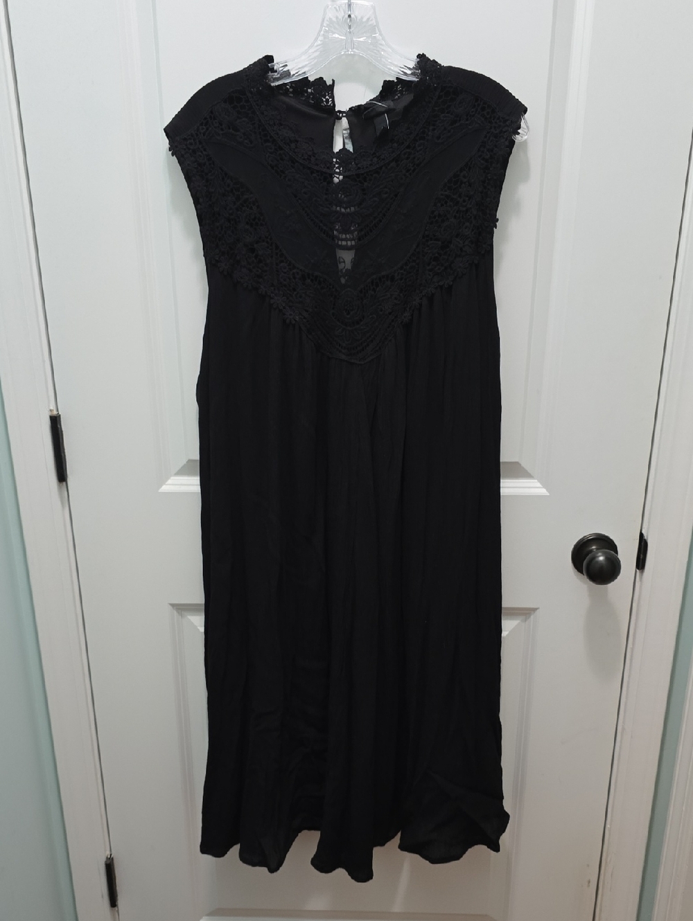 Torrid Black Crochet Yoke Midi Dress Size 4X